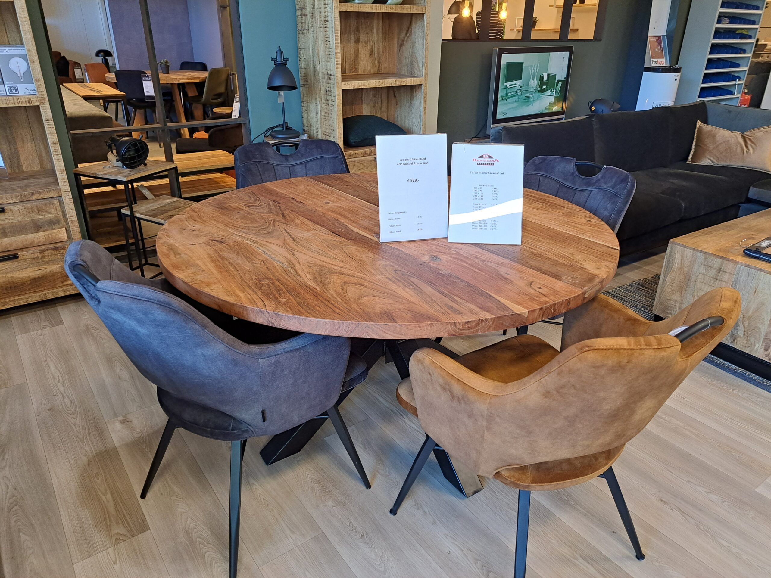 Getalenteerd Hij struik Ronde tafel Acacia 120cm - Bergsma Meubelen